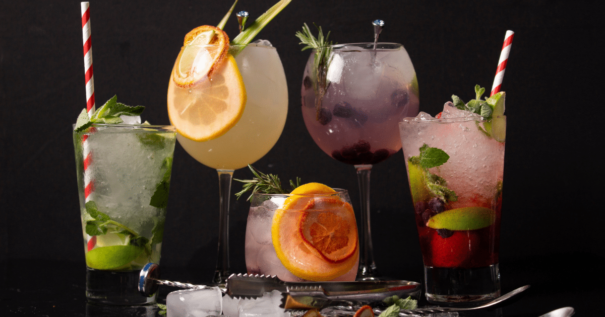 Categorias Populares e Conteúdos em Destaque ! Explore o universo dos coquetéis com o Mestre dos Drinks! Dicas, receitas e segredos revelados para elevar sua mixologia. Brinde à arte de beber!